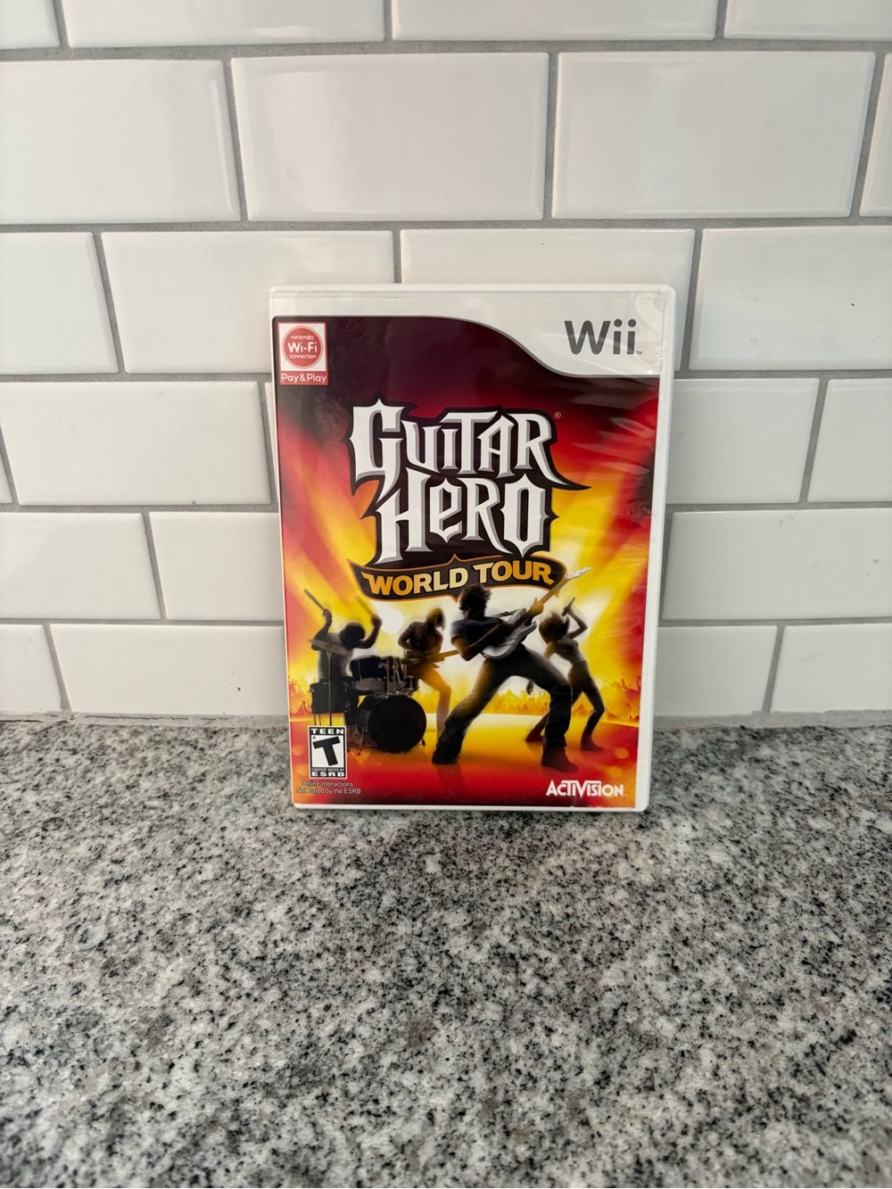 Guitar Hero: World Tour (Nintendo Wii, 2008) CIB Complete.